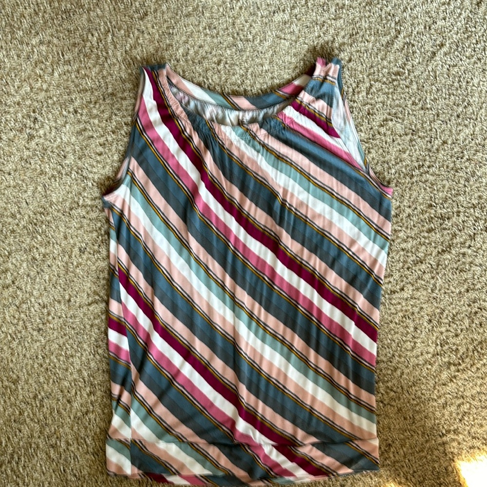 Loft Outlet tank